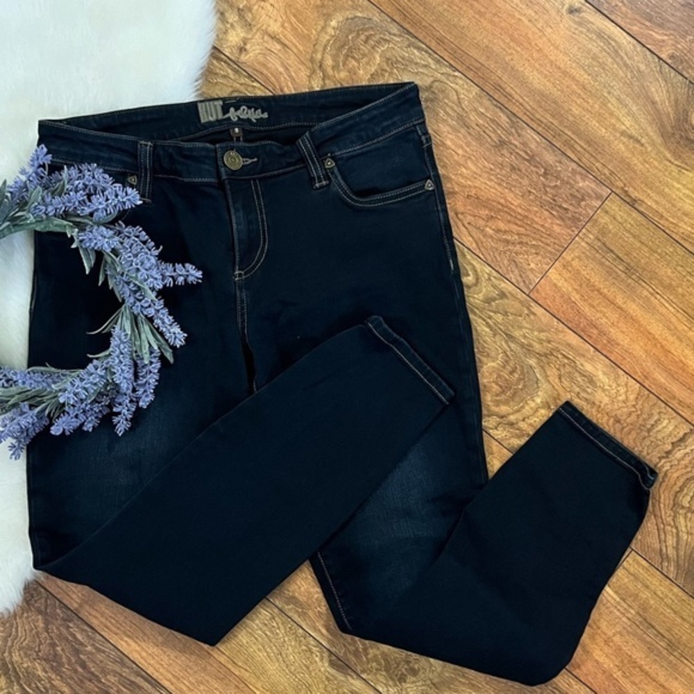 Kut From The Kloth dark wash factory distressed cropped ankle denim jeans B9-22